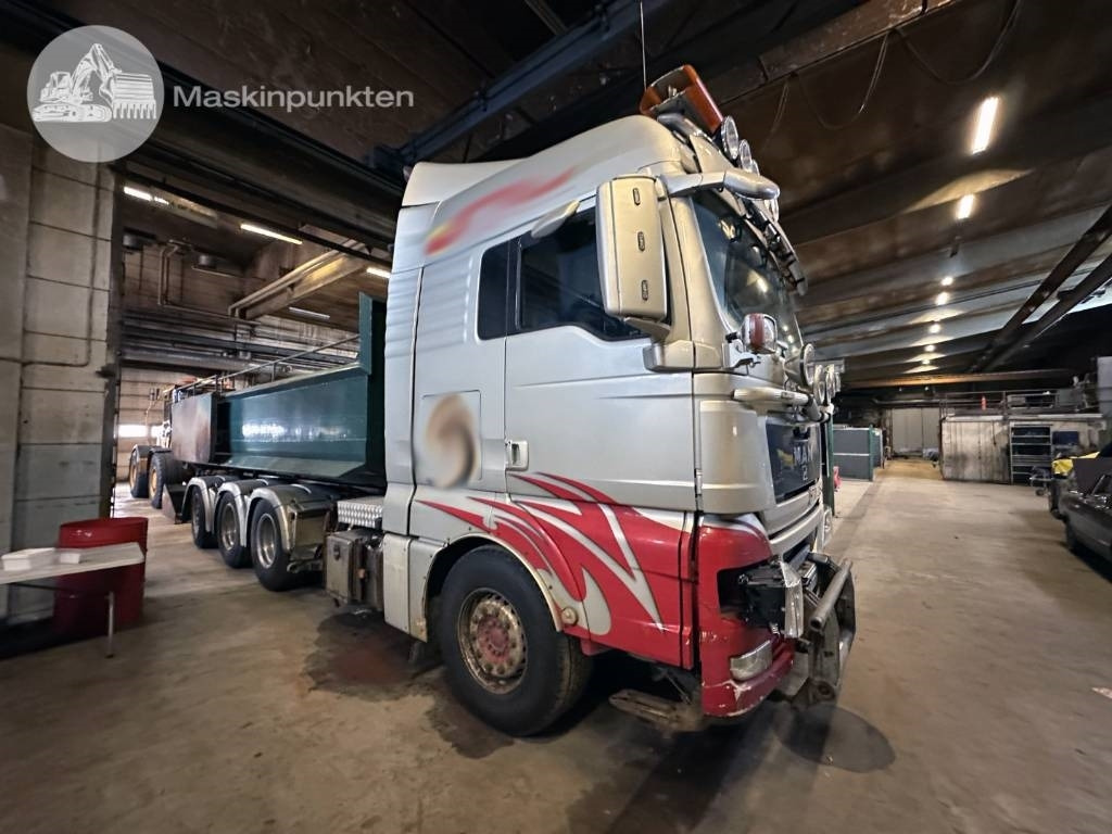 MAN TGX 35.540  - Camion ampliroll: photos 2 MAN TGX 35.540  - Camion ampliroll: photos 2