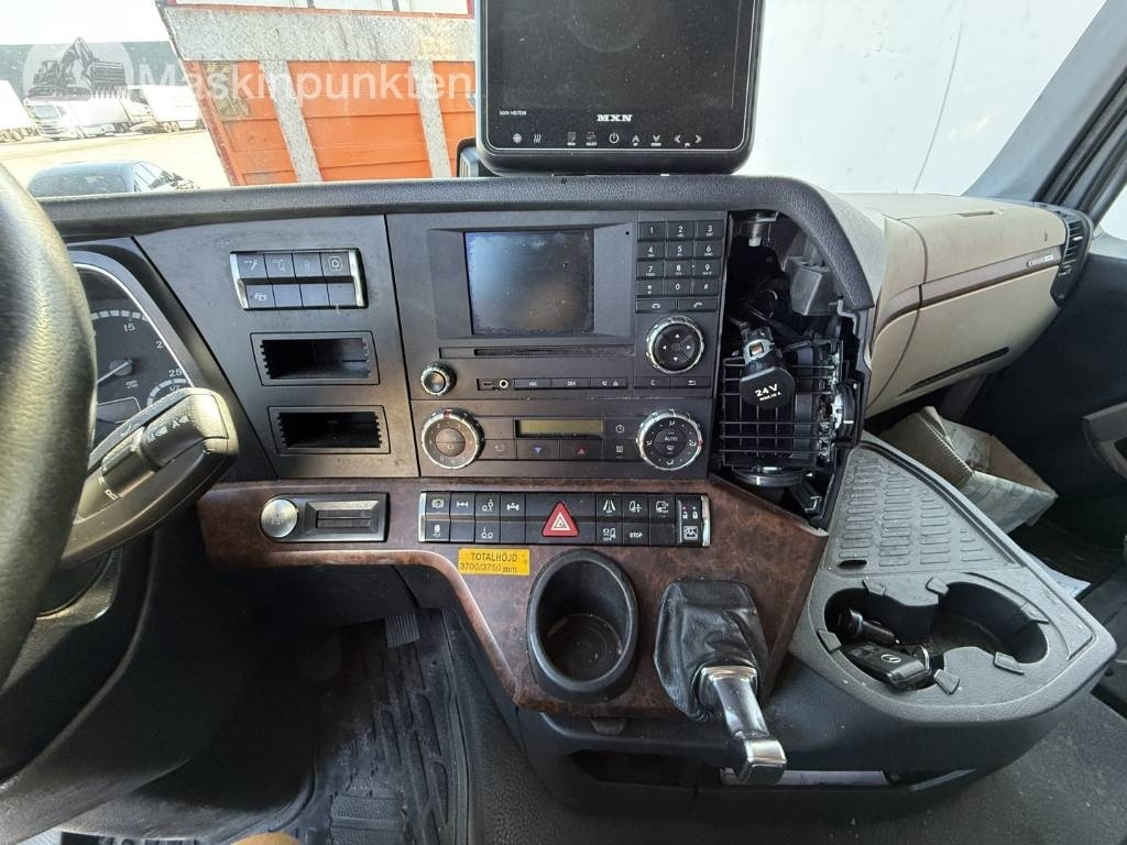 Camion frigorifique Mercedes-Benz Actros 2551: photos 14 Camion frigorifique Mercedes-Benz Actros 2551: photos 14