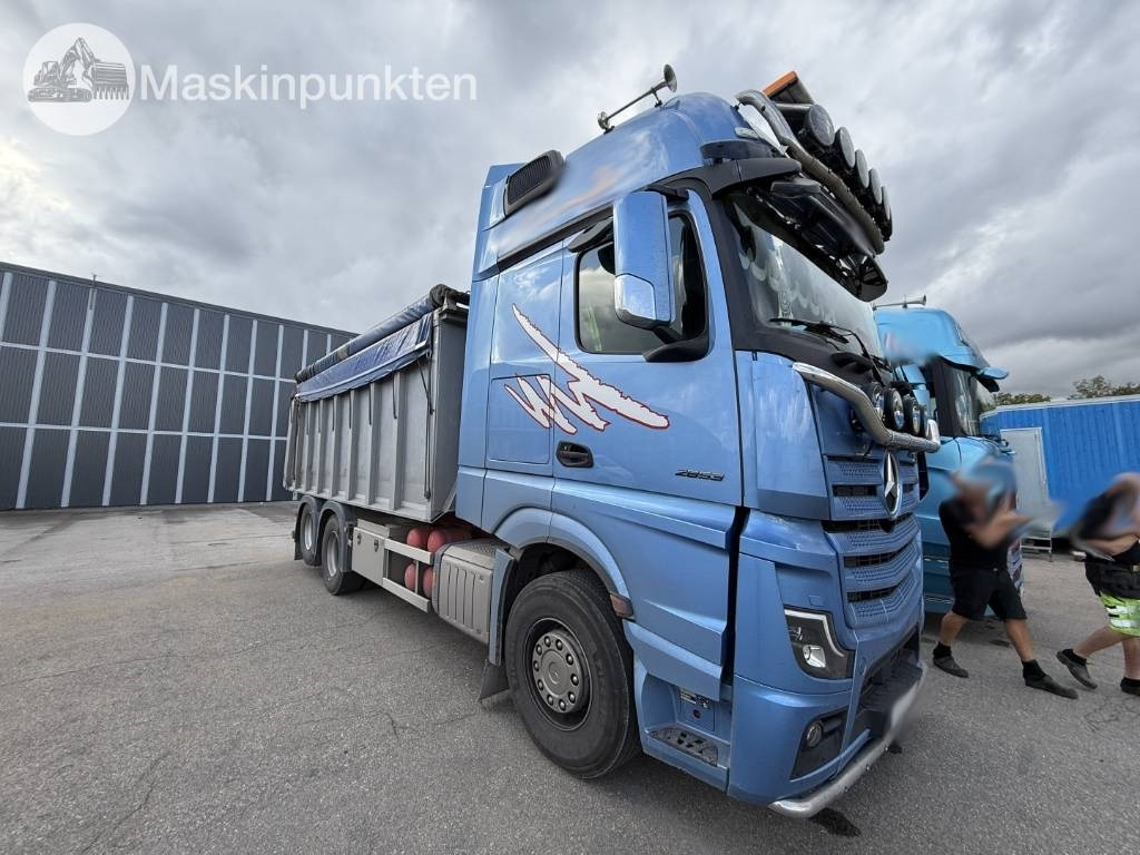 Mercedes-Benz Actros 2853 L - Camion benne: photos 3 Mercedes-Benz Actros 2853 L - Camion benne: photos 3