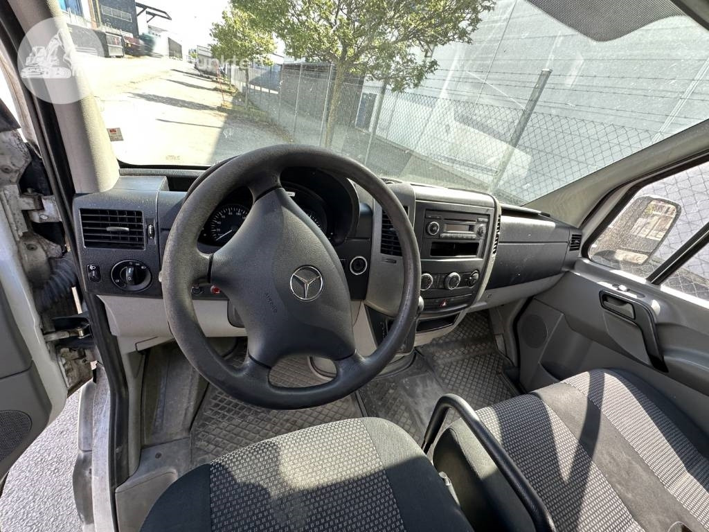 Fourgon grand volume Mercedes-Benz Sprinter 315 CDI: photos 19