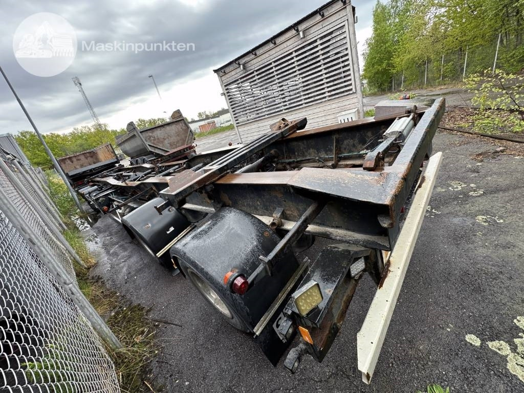 Mjölbysläpet VFP4-12,5-3 - Remorque ampliroll/ Multibenne: photos 5 Mjölbysläpet VFP4-12,5-3 - Remorque ampliroll/ Multibenne: photos 5