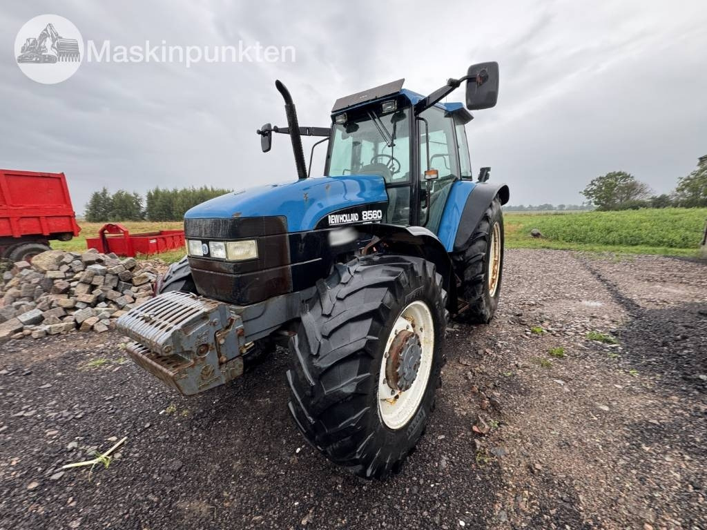 New Holland 8560 - Tracteur agricole: photos 1 New Holland 8560 - Tracteur agricole: photos 1