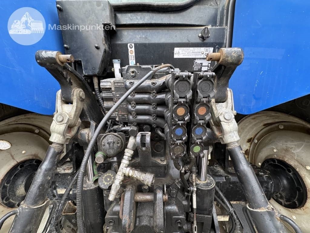 Tracteur agricole New Holland T 7.185: photos 41