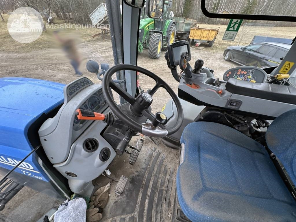 Tracteur agricole New Holland T 7.185: photos 15