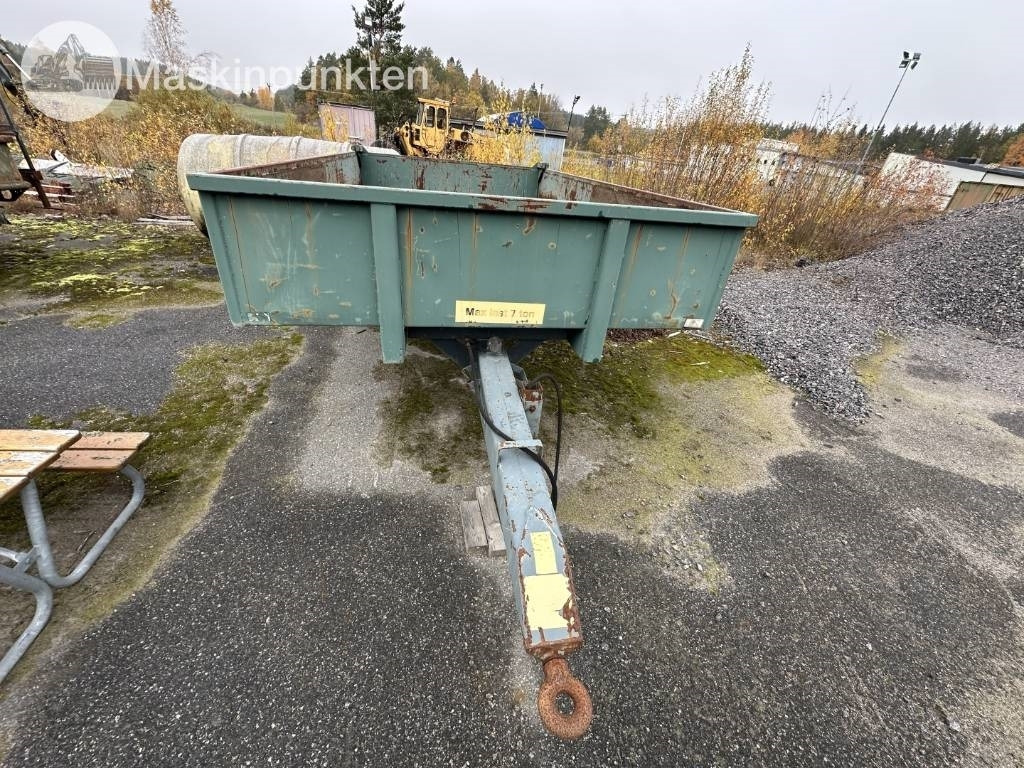 Palmse Trailer 700 Tippvagn - Benne agricole: photos 2 Palmse Trailer 700 Tippvagn - Benne agricole: photos 2