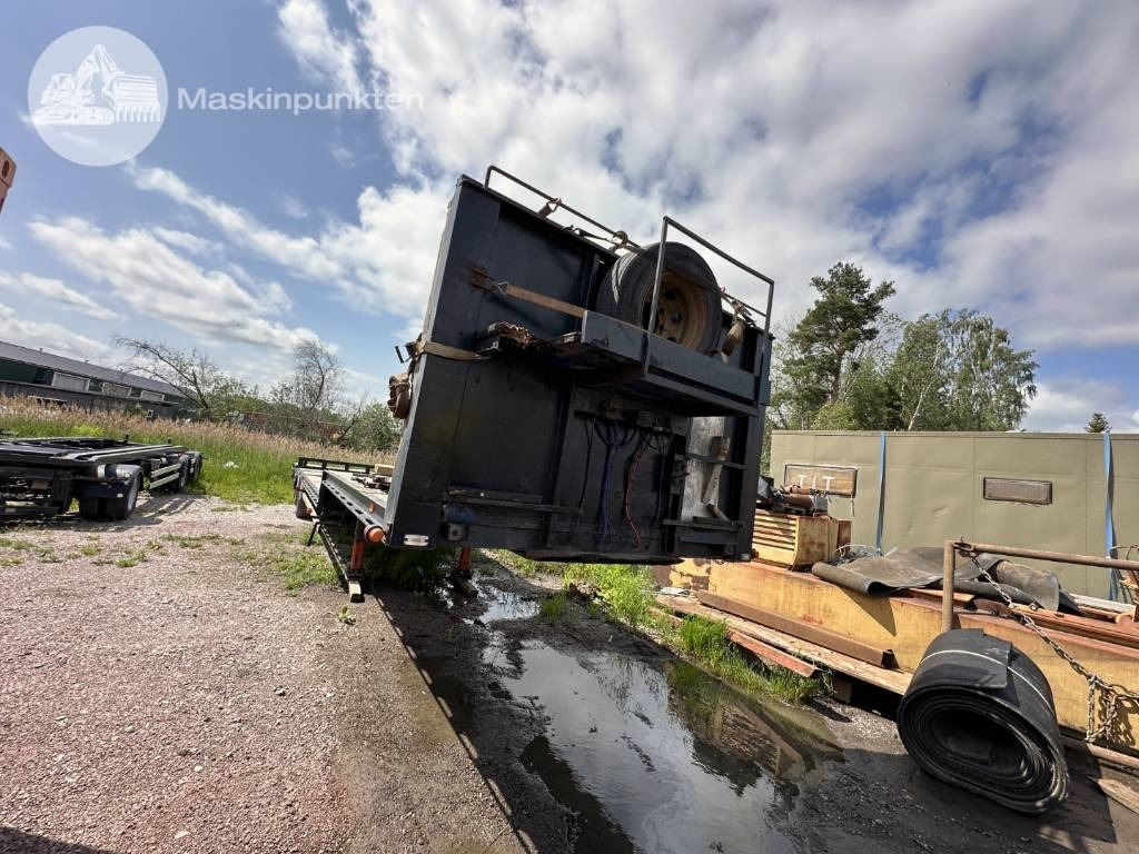 Renders RZOC 16.30 JUMBO - Semi-remorque plateau: photos 4 Renders RZOC 16.30 JUMBO - Semi-remorque plateau: photos 4