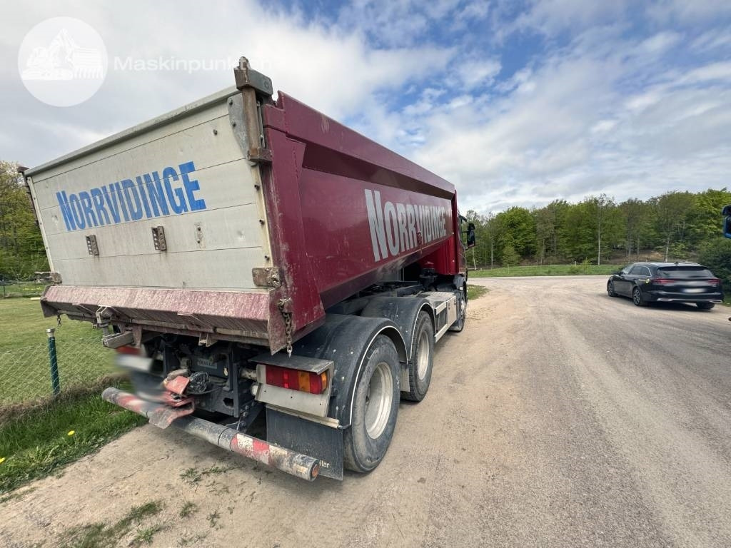 Scania G 400 - Camion benne: photos 4 Scania G 400 - Camion benne: photos 4