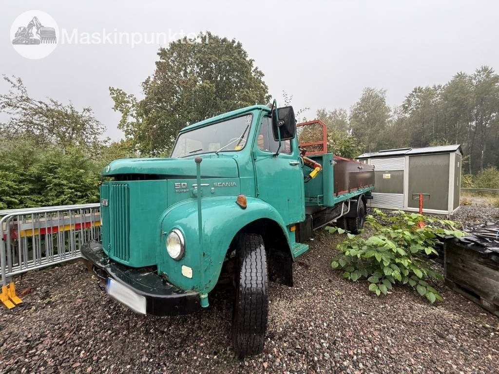 Scania L 50 - Camion grue: photos 1 Scania L 50 - Camion grue: photos 1
