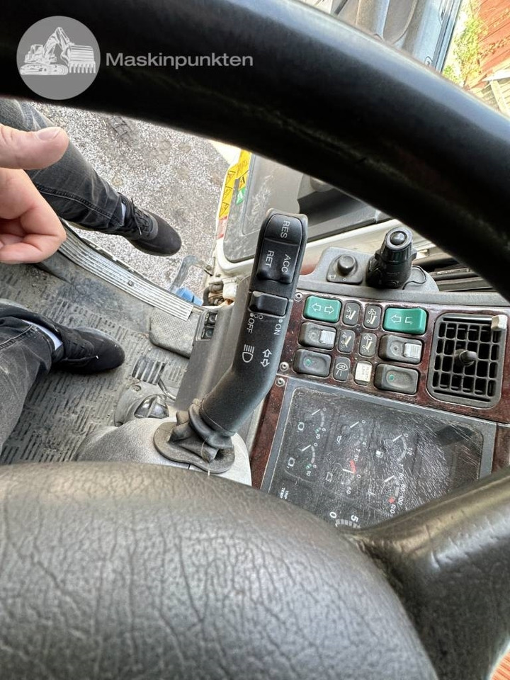 Camion grue Scania P 114-380: photos 23