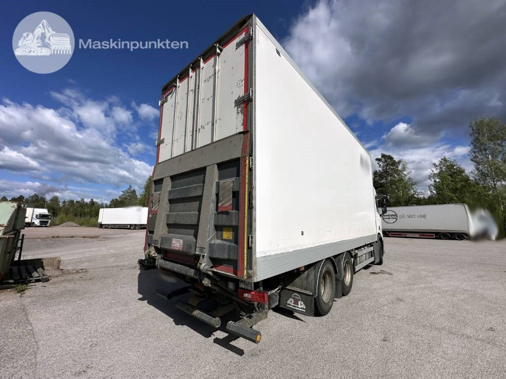 Scania R 520  - Camion fourgon: photos 5 Scania R 520  - Camion fourgon: photos 5