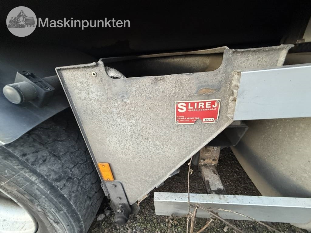 Camion fourgon Scania R 580: photos 28