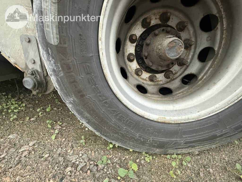 Camion fourgon Scania R 580: photos 17