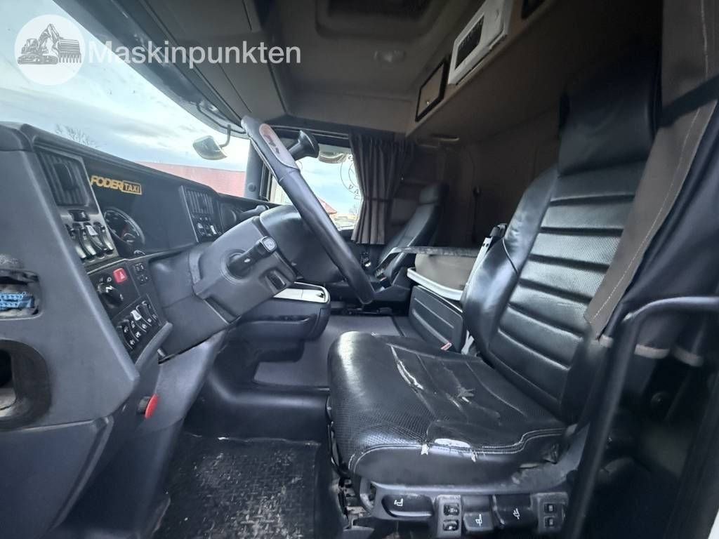 Camion fourgon Scania R 580: photos 42
