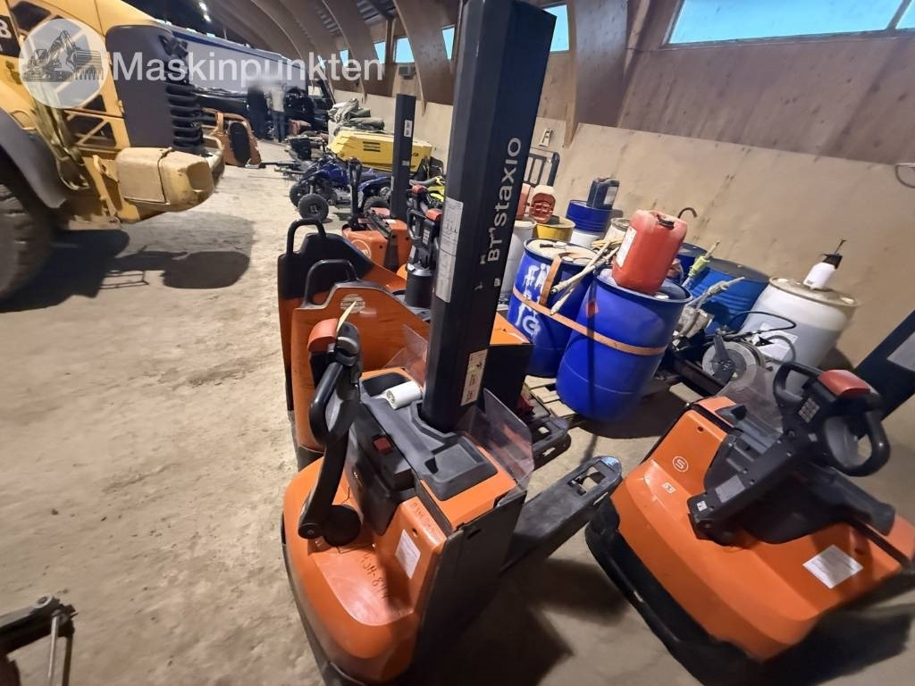 Toyota BT SWE 80 L - Chariot élévateur électrique: photos 3 Toyota BT SWE 80 L - Chariot élévateur électrique: photos 3