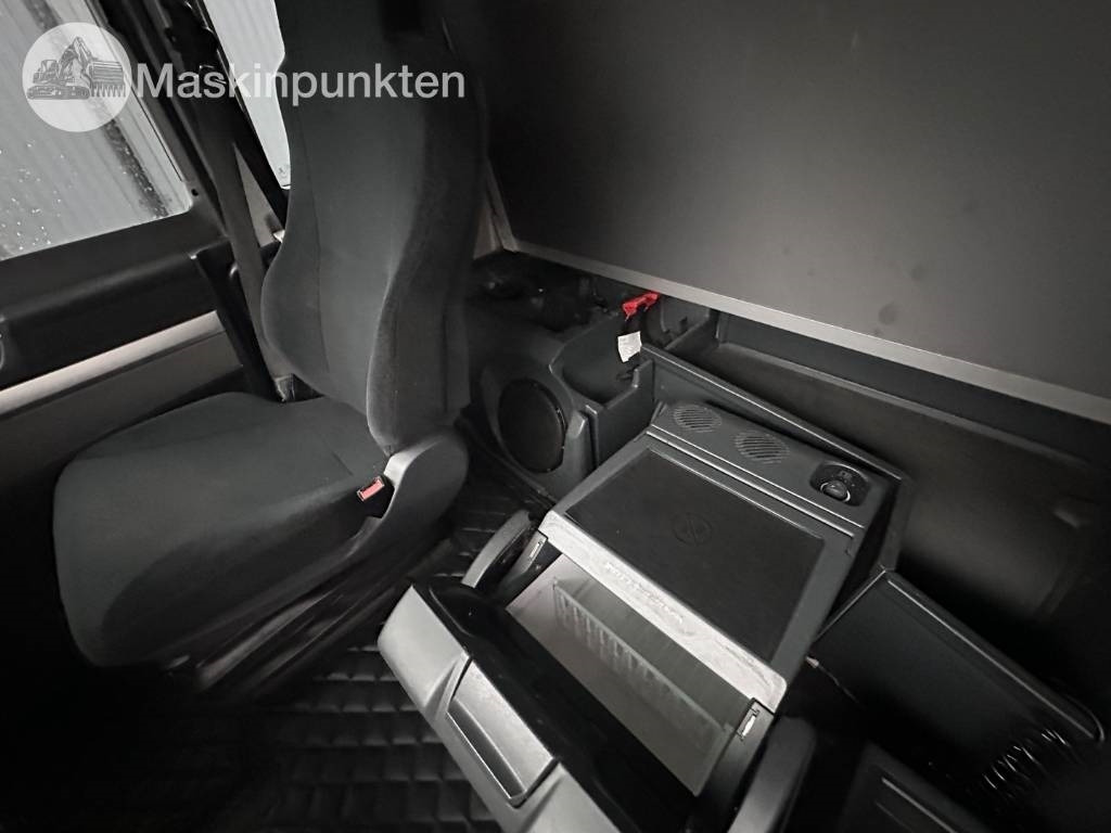 Tracteur routier MAN TGX 28.500: photos 40