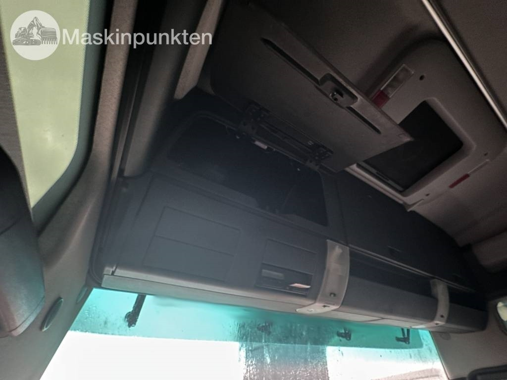 Tracteur routier MAN TGX 28.500: photos 37