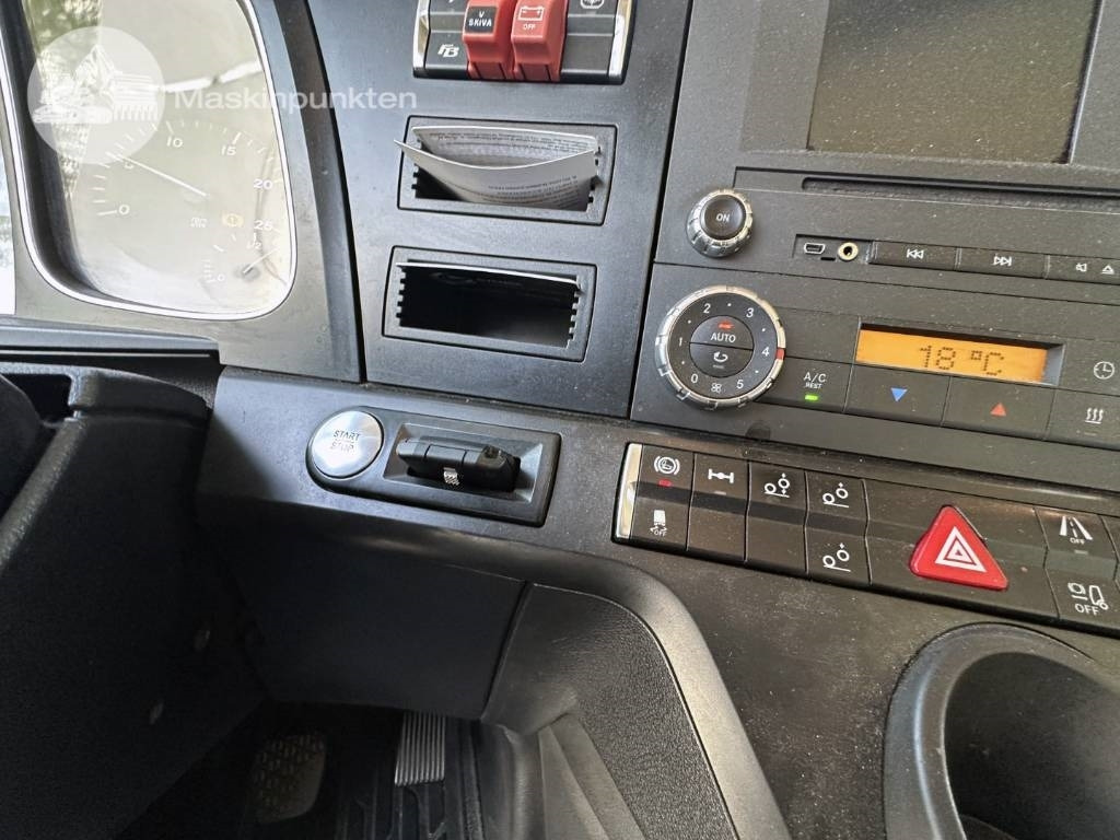 Tracteur routier Mercedes-Benz Actros 2545: photos 29