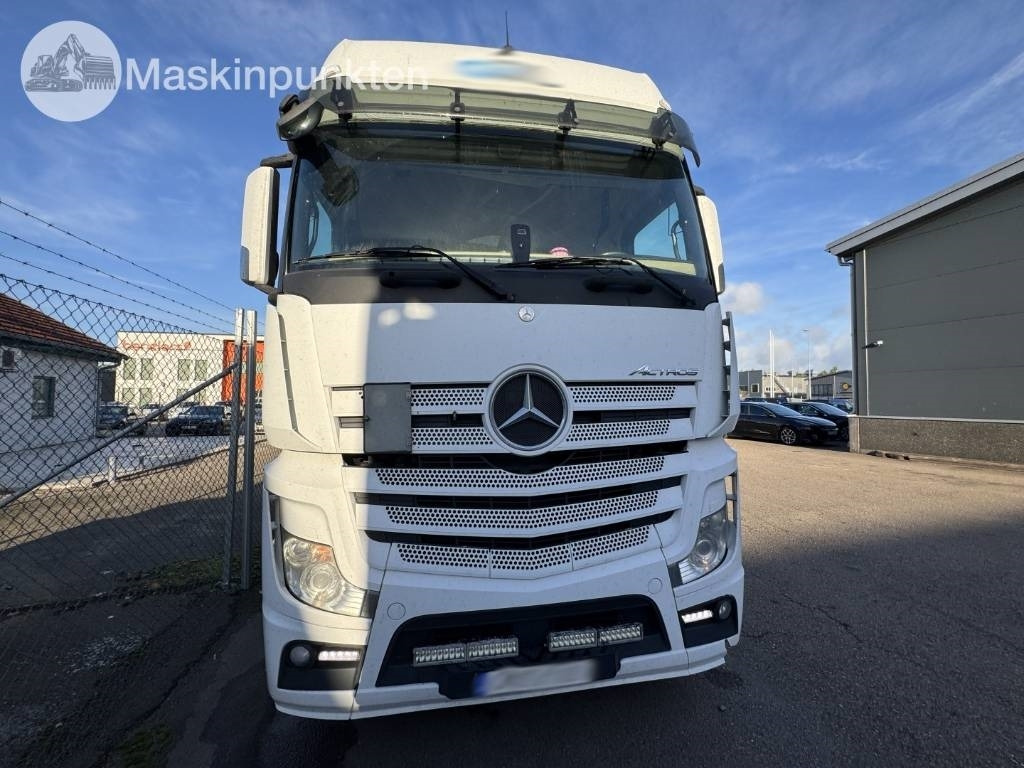Mercedes-Benz Actros 963-4-C - Tracteur routier: photos 4 Mercedes-Benz Actros 963-4-C - Tracteur routier: photos 4