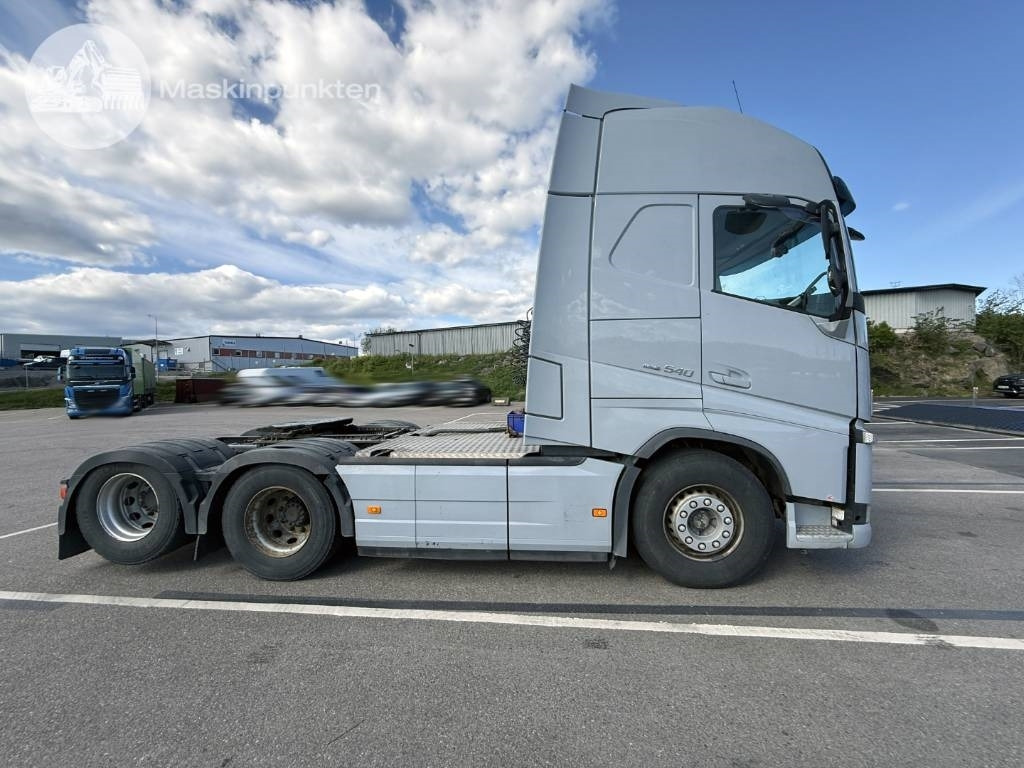 Volvo FH 540 - Tracteur routier: photos 4 Volvo FH 540 - Tracteur routier: photos 4