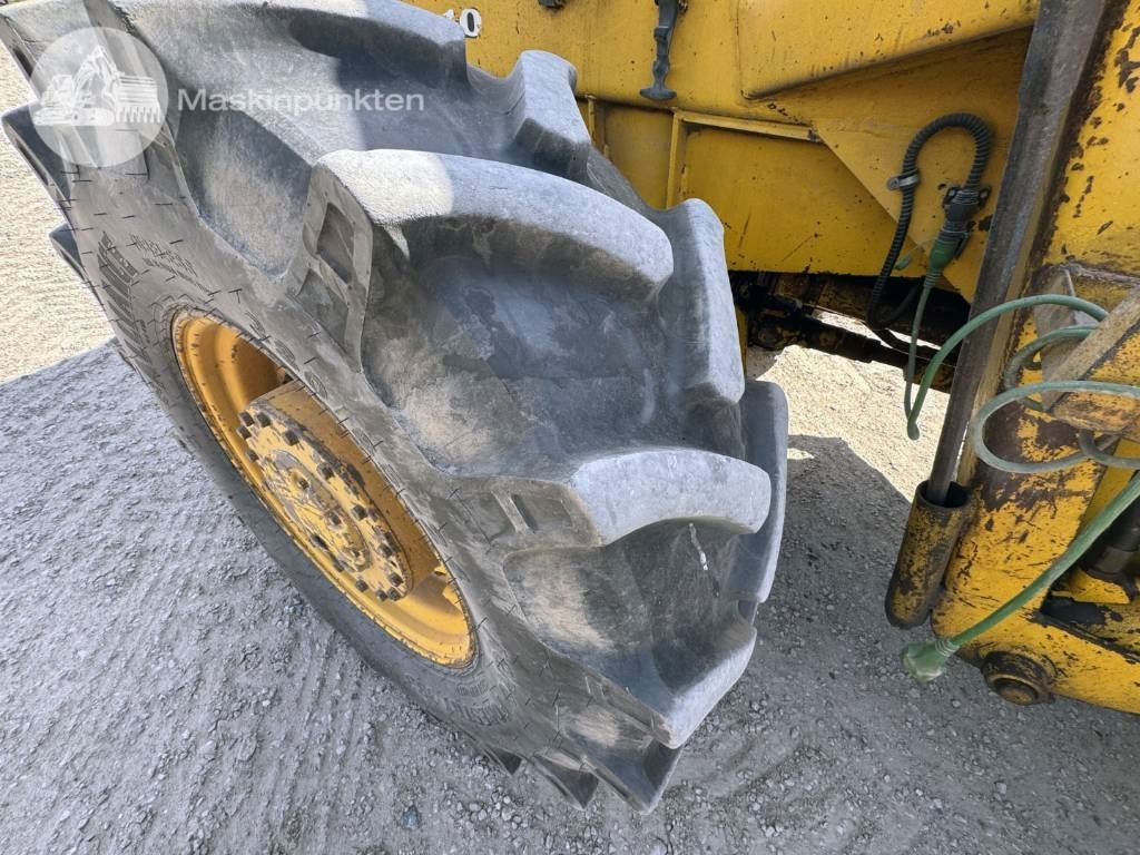 Chargeuse sur pneus Volvo BM 840: photos 21
