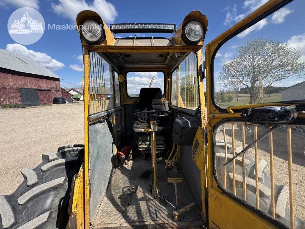 Chargeuse sur pneus Volvo BM 840: photos 48