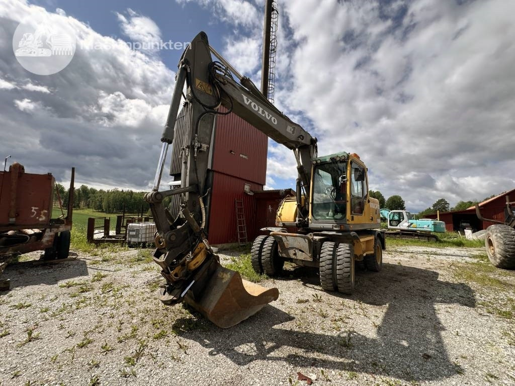 Volvo EW 160 B - Pelle sur pneus: photos 2 Volvo EW 160 B - Pelle sur pneus: photos 2
