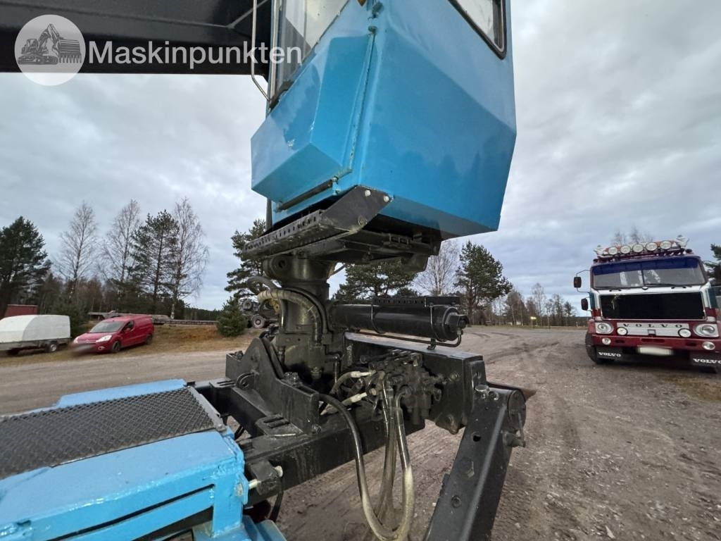 Camion grumier Volvo F 16: photos 18 Camion grumier Volvo F 16: photos 18