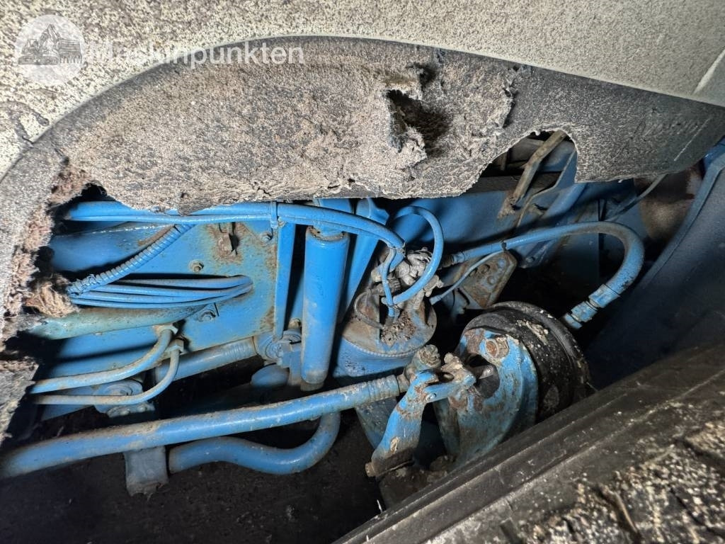 Camion grumier Volvo F 16: photos 8 Camion grumier Volvo F 16: photos 8