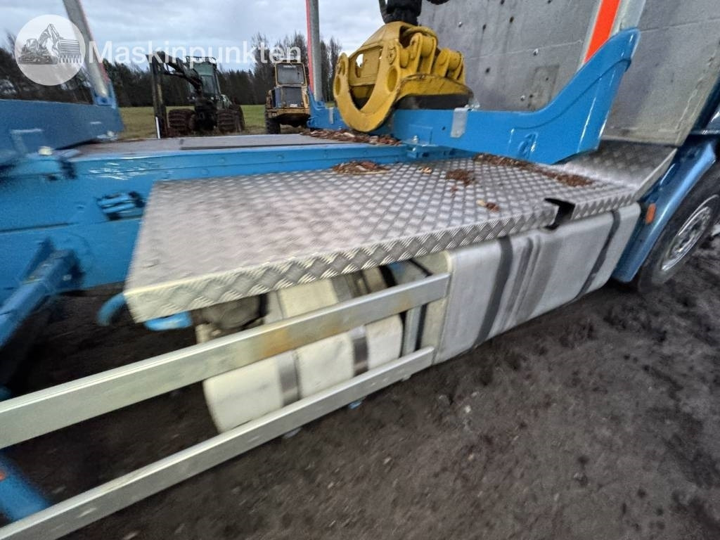 Camion grumier Volvo F 16: photos 32 Camion grumier Volvo F 16: photos 32