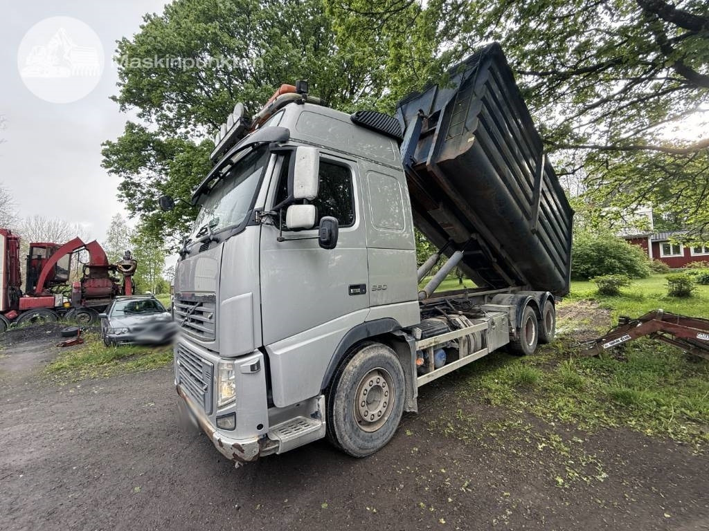 Volvo FH 16 660 - Camion ampliroll: photos 2 Volvo FH 16 660 - Camion ampliroll: photos 2