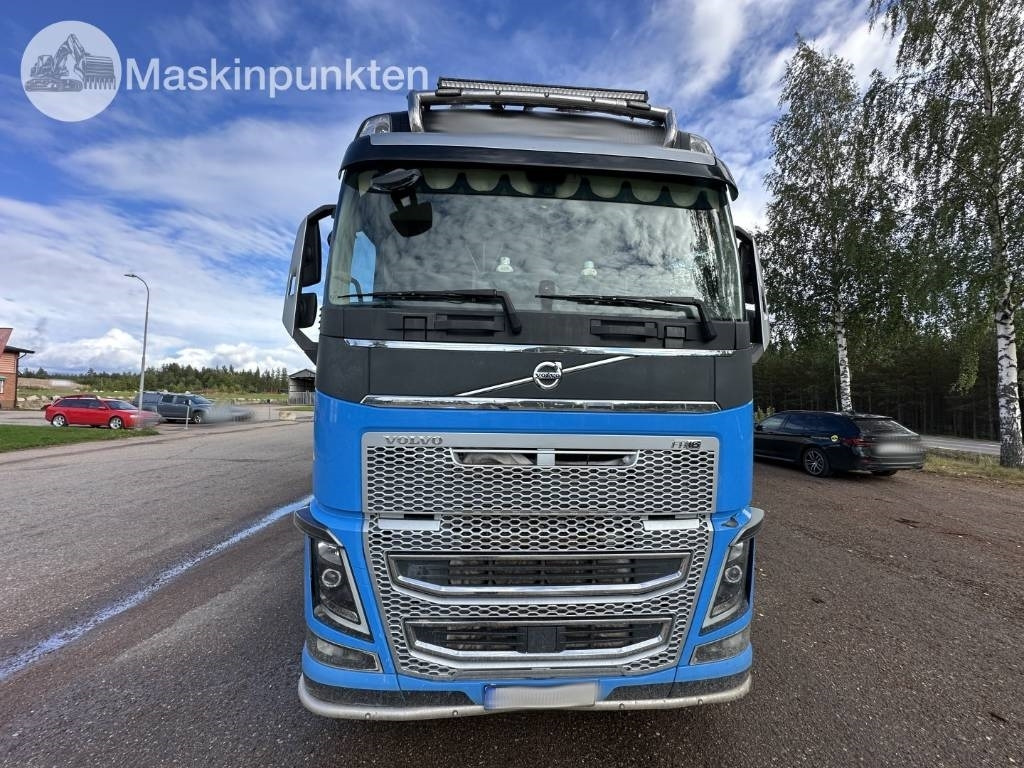 Volvo FH 16 750  - Camion grumier: photos 3 Volvo FH 16 750  - Camion grumier: photos 3