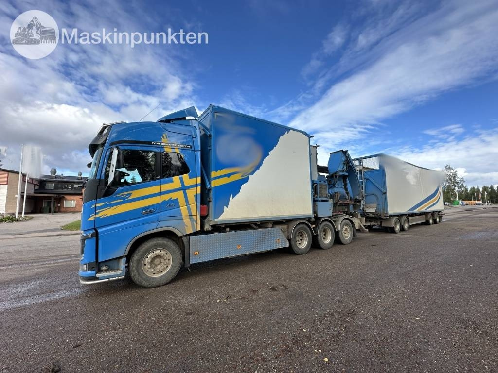 Volvo FH 16 750  - Camion grumier: photos 1 Volvo FH 16 750  - Camion grumier: photos 1