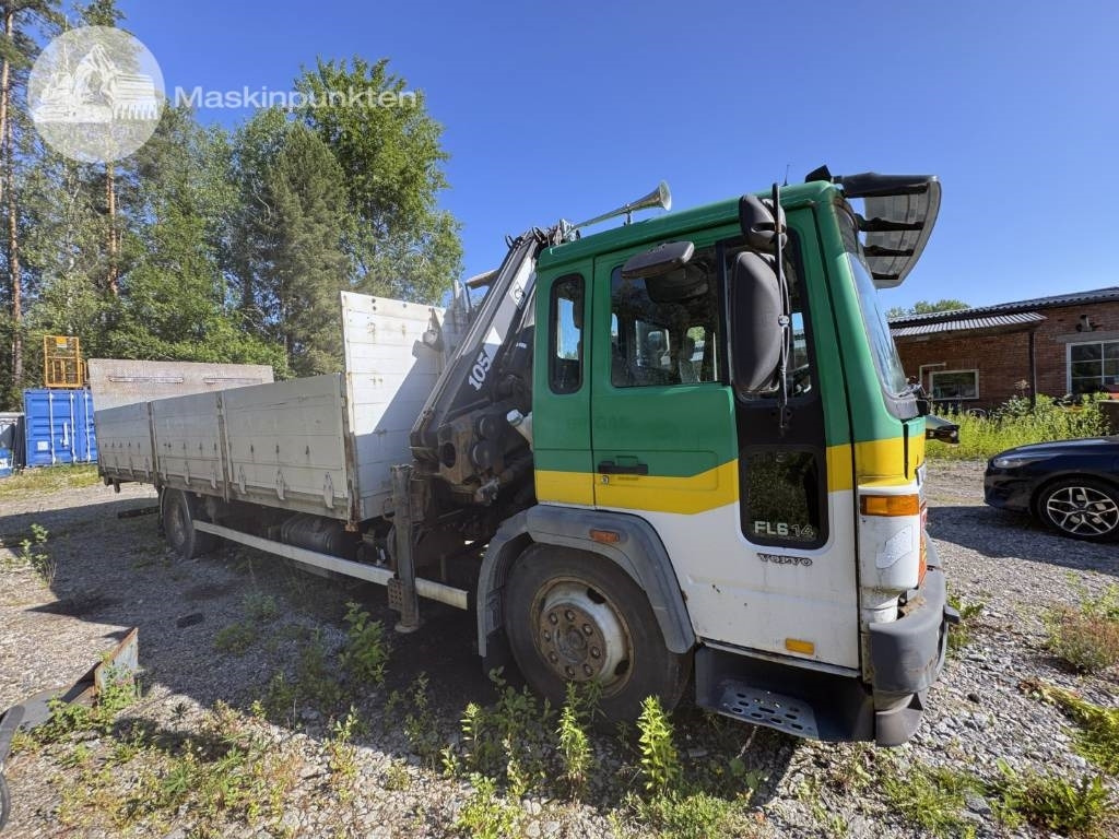 Volvo FL 614 - Camion grue: photos 5 Volvo FL 614 - Camion grue: photos 5