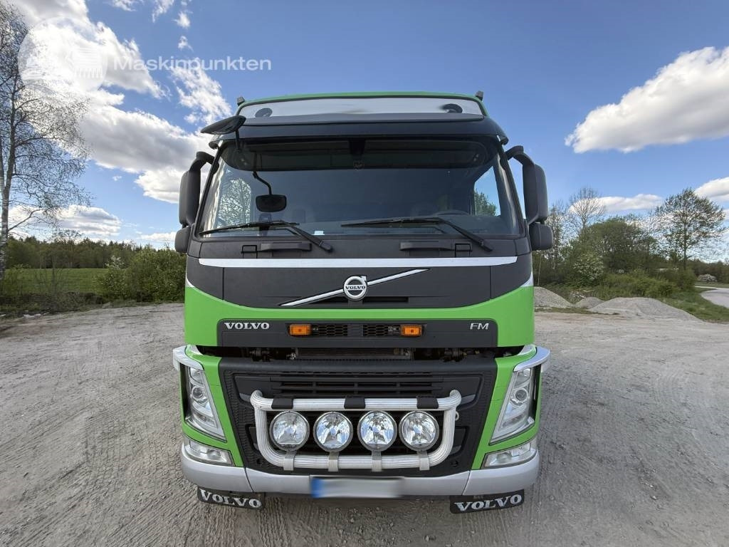 Volvo FM 460 - Camion grue: photos 3 Volvo FM 460 - Camion grue: photos 3