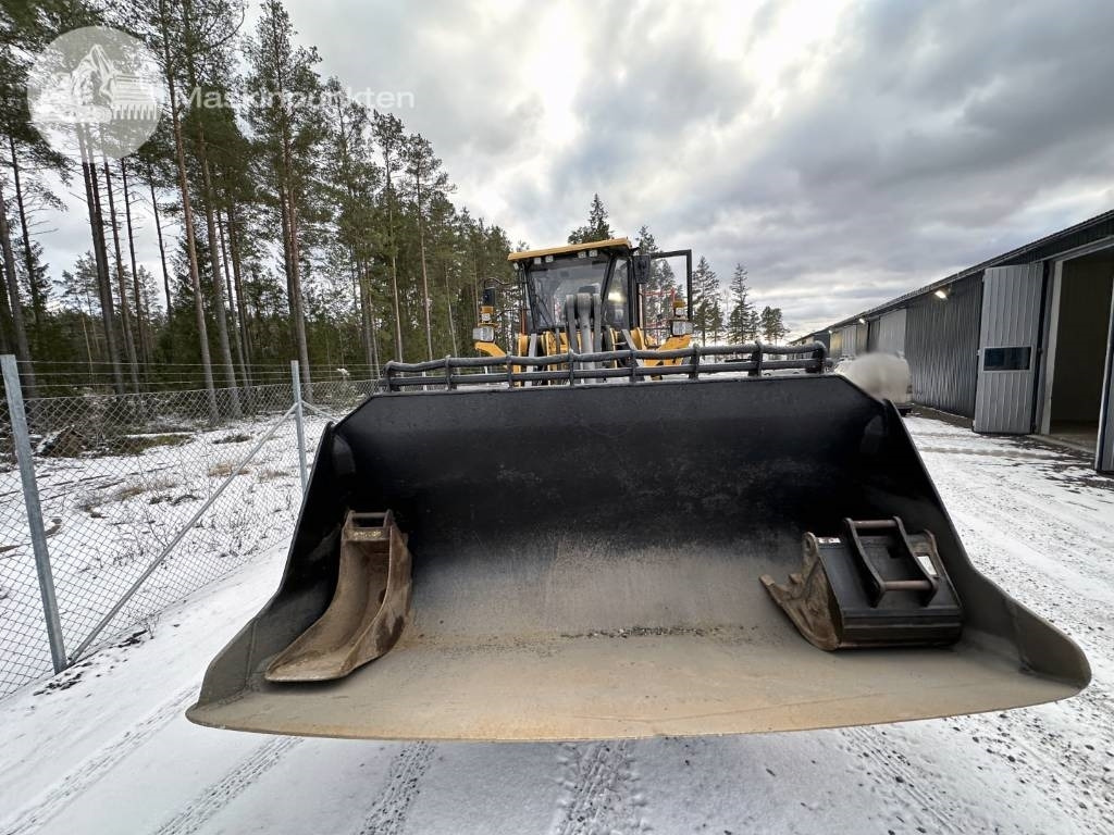 Volvo L 180 H - Chargeuse sur pneus: photos 3 Volvo L 180 H - Chargeuse sur pneus: photos 3