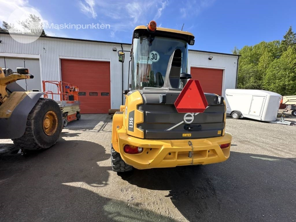 Chargeuse sur pneus Volvo L 35 G: photos 10