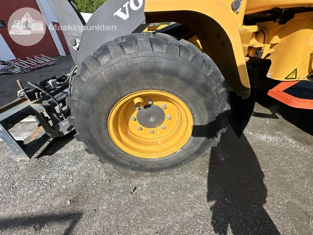 Chargeuse sur pneus Volvo L 35 G: photos 29