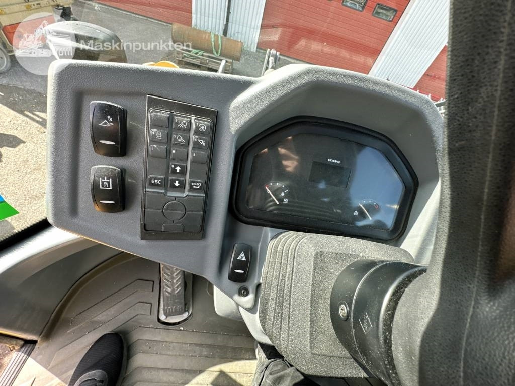 Chargeuse sur pneus Volvo L 35 G: photos 46