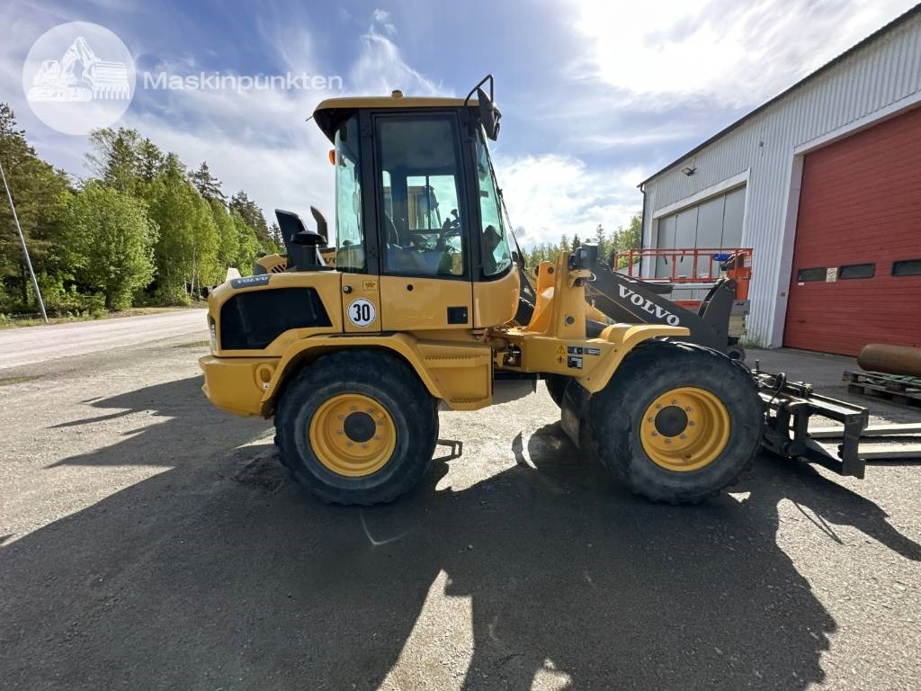 Chargeuse sur pneus Volvo L 35 G: photos 6