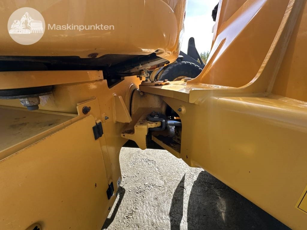 Chargeuse sur pneus Volvo L 35 G: photos 18