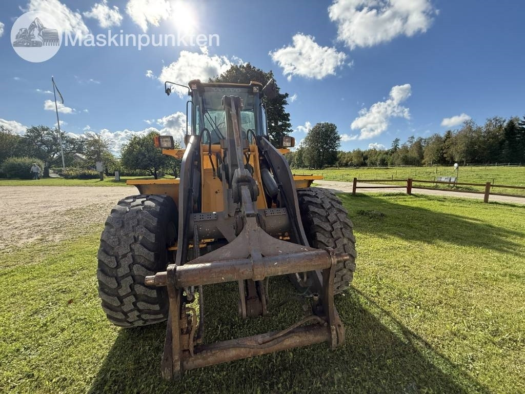 Volvo L 40 B - Chargeuse sur pneus: photos 2 Volvo L 40 B - Chargeuse sur pneus: photos 2
