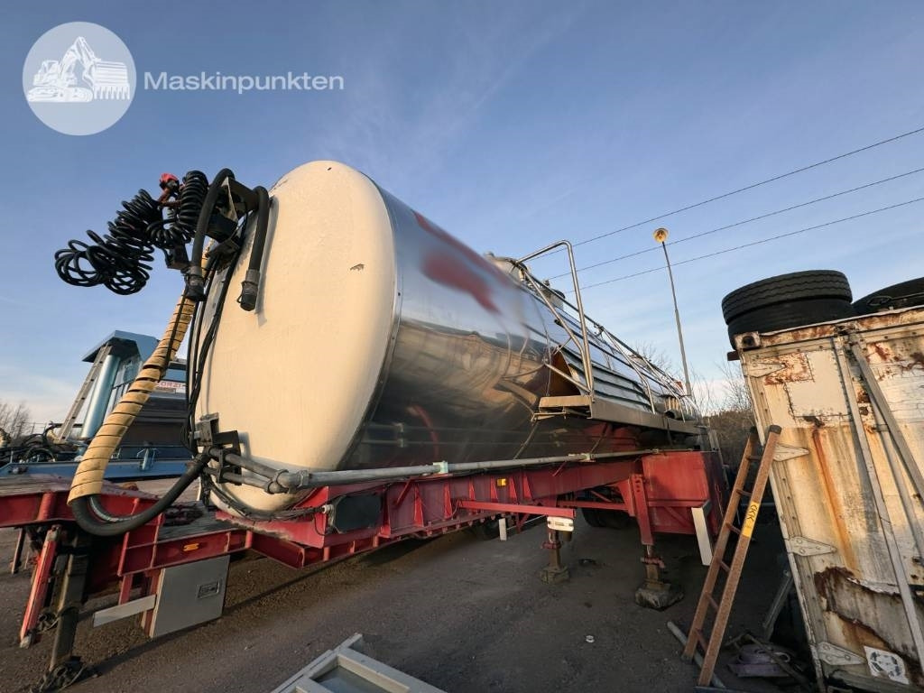 Wedholms DK 345-16 - Semi-remorque citerne: photos 3 Wedholms DK 345-16 - Semi-remorque citerne: photos 3