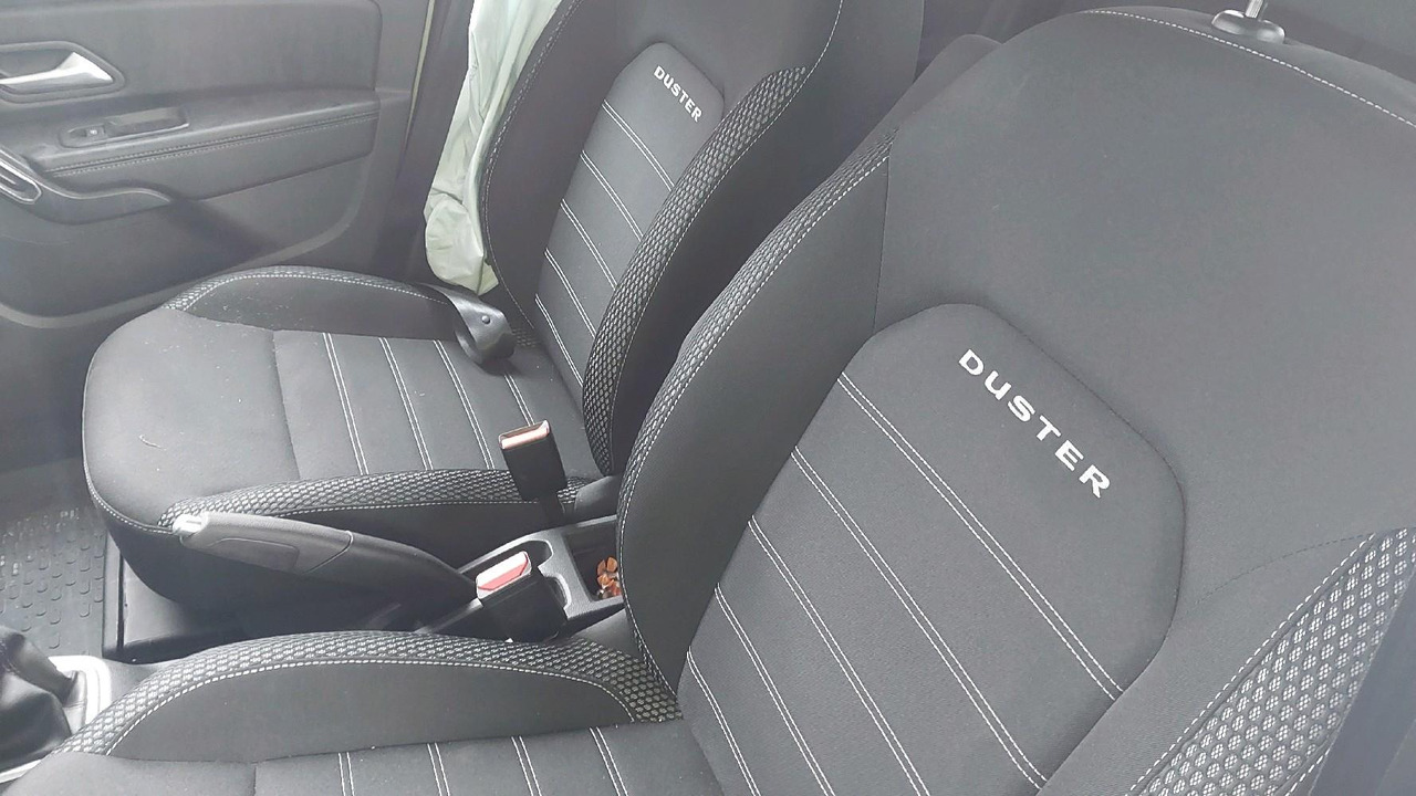 Voiture DACIA DUSTER II 1.5 BLUEDCI 115: photos 12 Voiture DACIA DUSTER II 1.5 BLUEDCI 115: photos 12