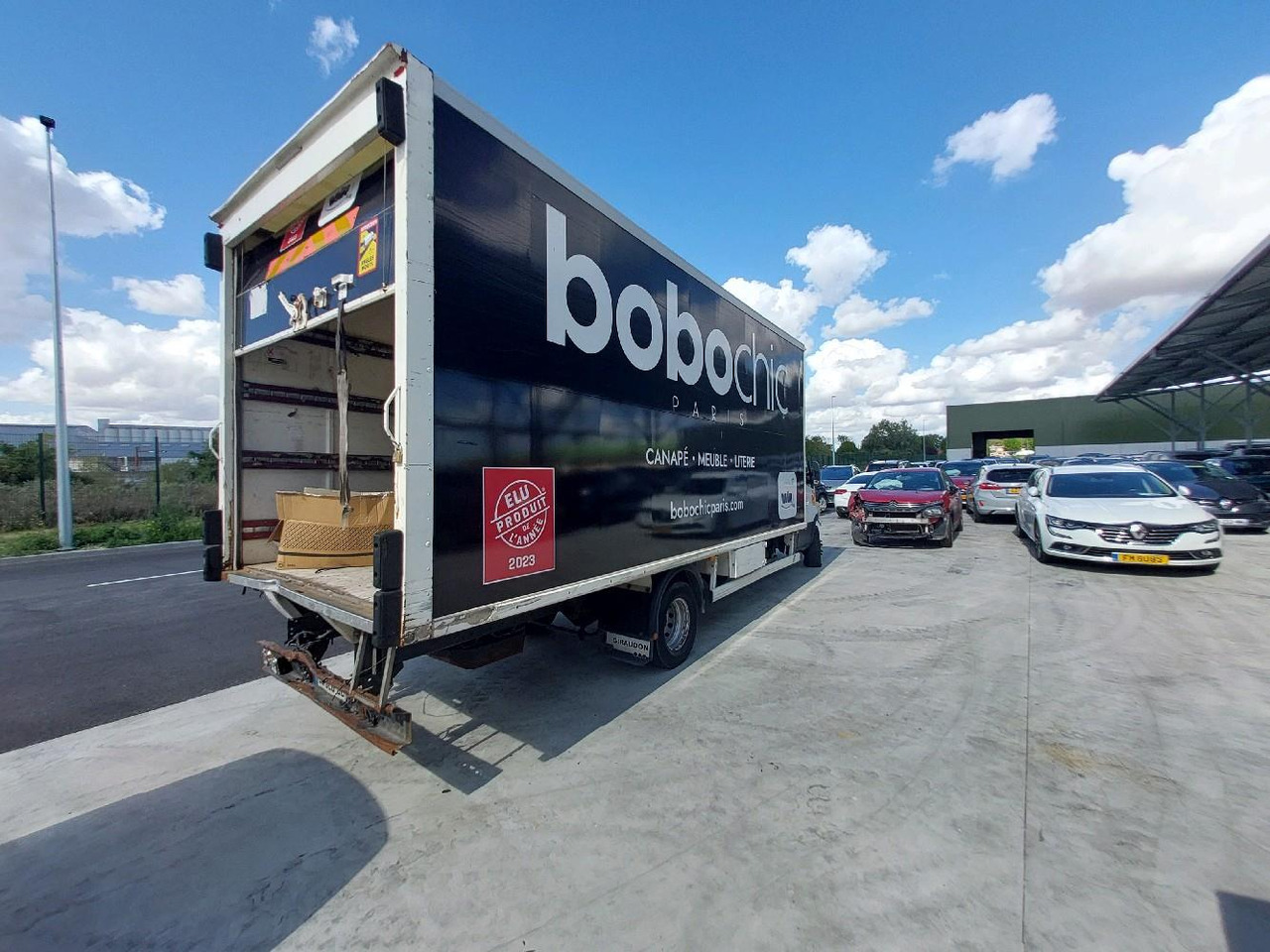 IVECO PORTEUR 65C14N - Fourgon grand volume: photos 4 IVECO PORTEUR 65C14N - Fourgon grand volume: photos 4