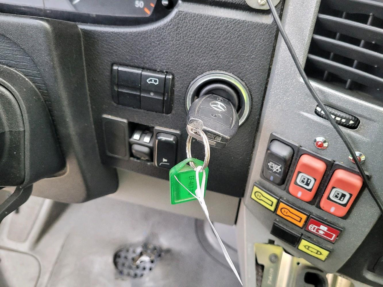 Minibus, Transport de personnes MERCEDES SPRINTER II CHASSIS 5.0T 516 C: photos 17