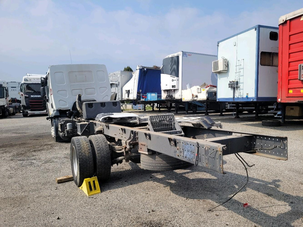 Châssis cabine RENAULT D12: photos 7