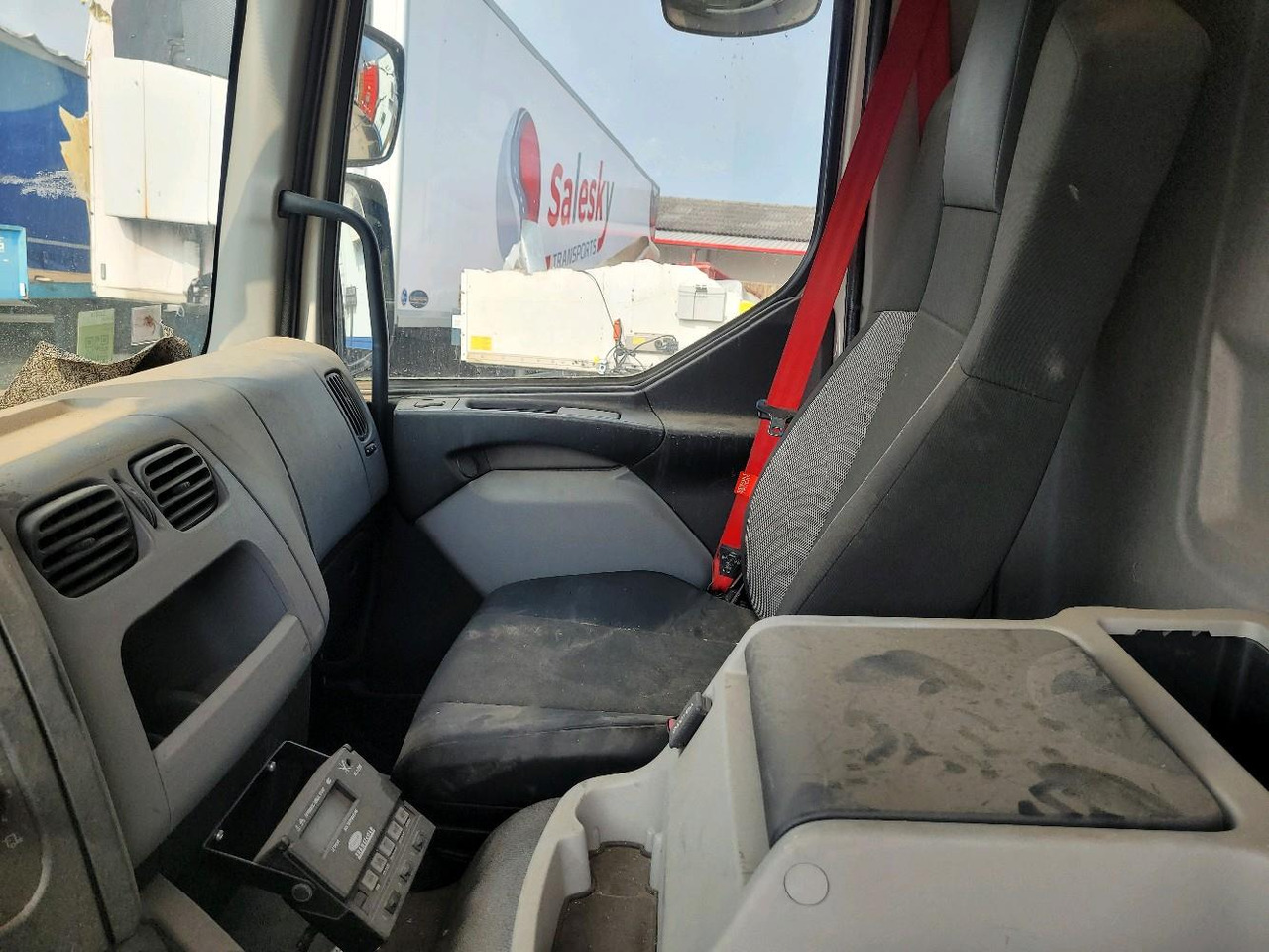 Châssis cabine RENAULT D12: photos 10