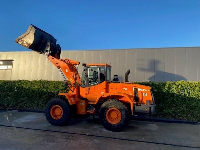 Doosan DL 200  - Chargeuse sur pneus: photos 5 Doosan DL 200  - Chargeuse sur pneus: photos 5