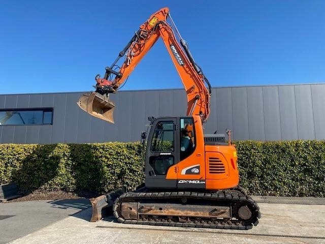 Doosan DX140LCR-5 - Pelle sur chenille: photos 5 Doosan DX140LCR-5 - Pelle sur chenille: photos 5