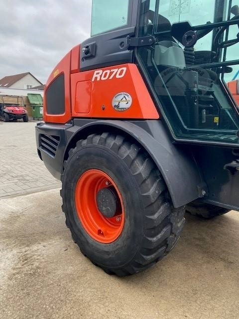 Chargeuse sur pneus Kubota R 065: photos 32